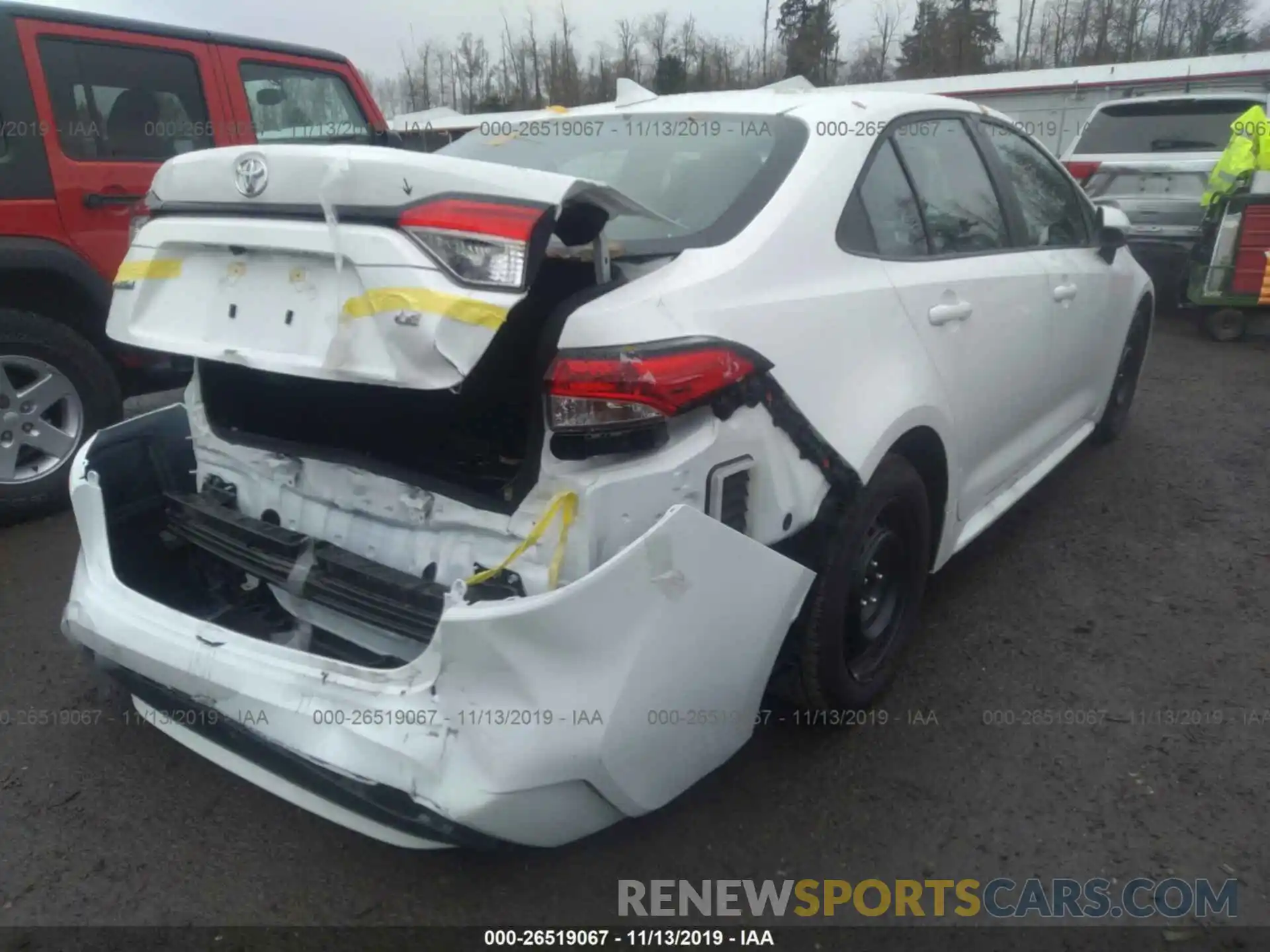 4 Photograph of a damaged car 5YFEPRAEXLP011002 TOYOTA COROLLA 2020