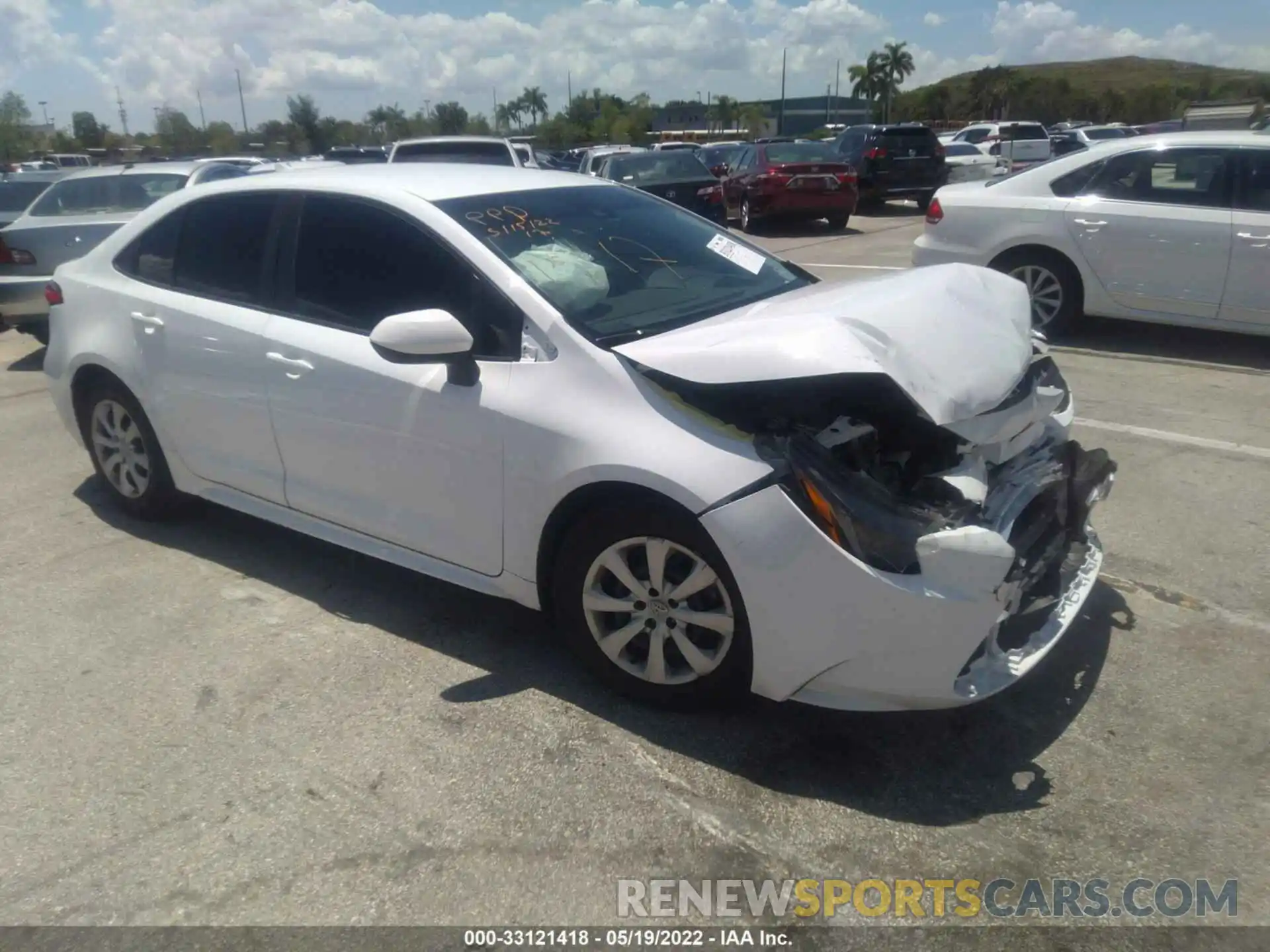 1 Photograph of a damaged car 5YFEPRAEXLP011517 TOYOTA COROLLA 2020