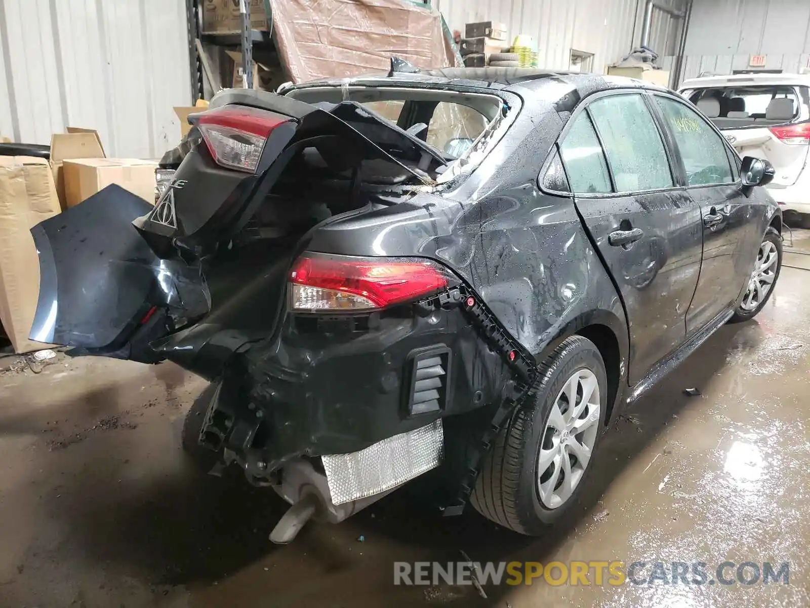 4 Photograph of a damaged car 5YFEPRAEXLP015423 TOYOTA COROLLA 2020