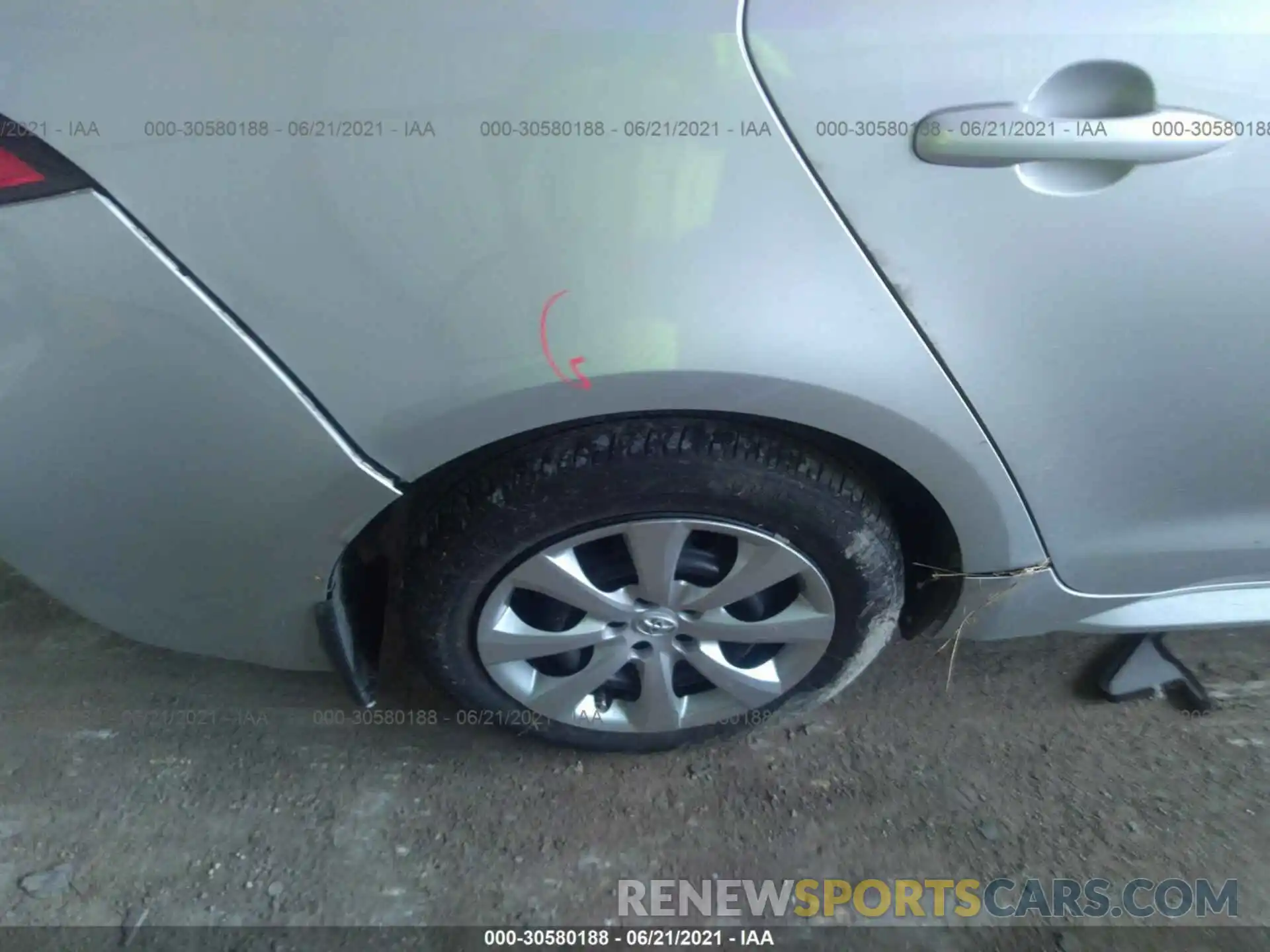 15 Photograph of a damaged car 5YFEPRAEXLP015602 TOYOTA COROLLA 2020