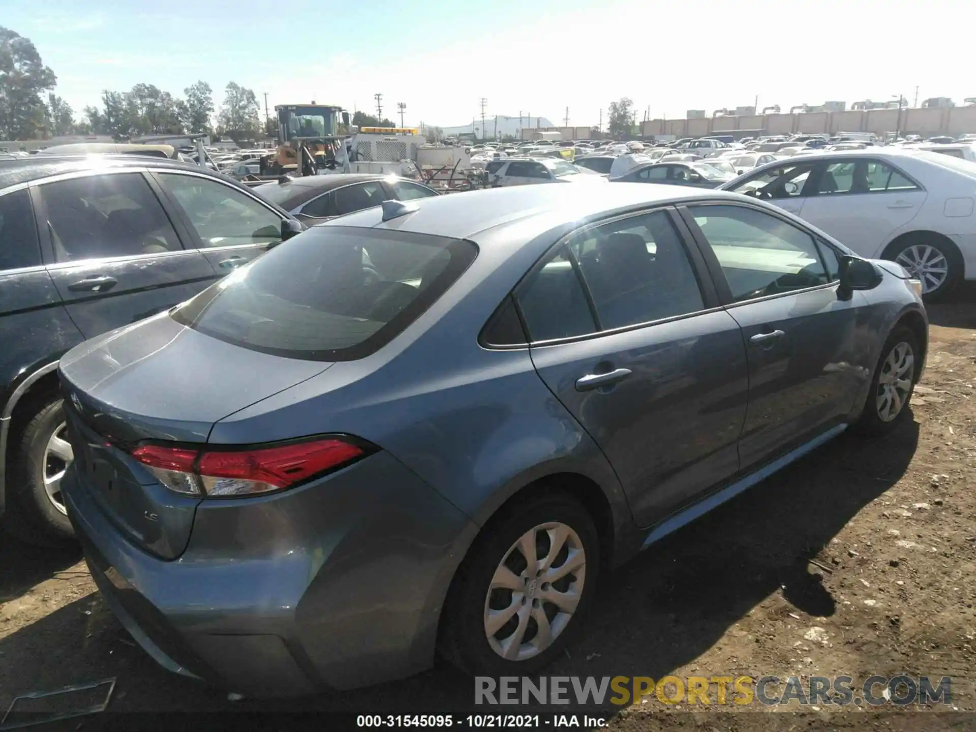 4 Photograph of a damaged car 5YFEPRAEXLP015924 TOYOTA COROLLA 2020