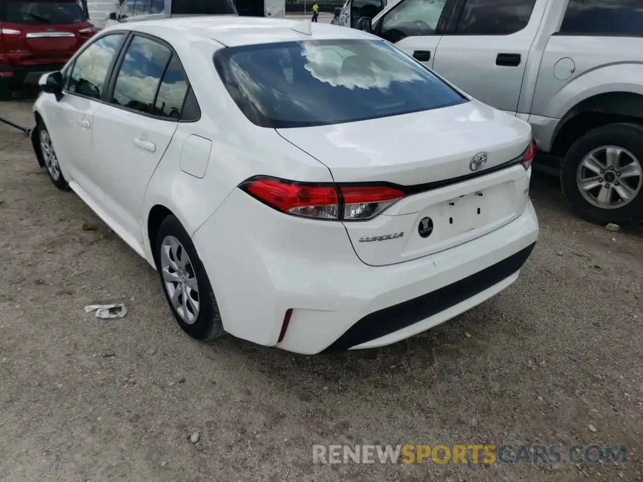 3 Photograph of a damaged car 5YFEPRAEXLP019004 TOYOTA COROLLA 2020