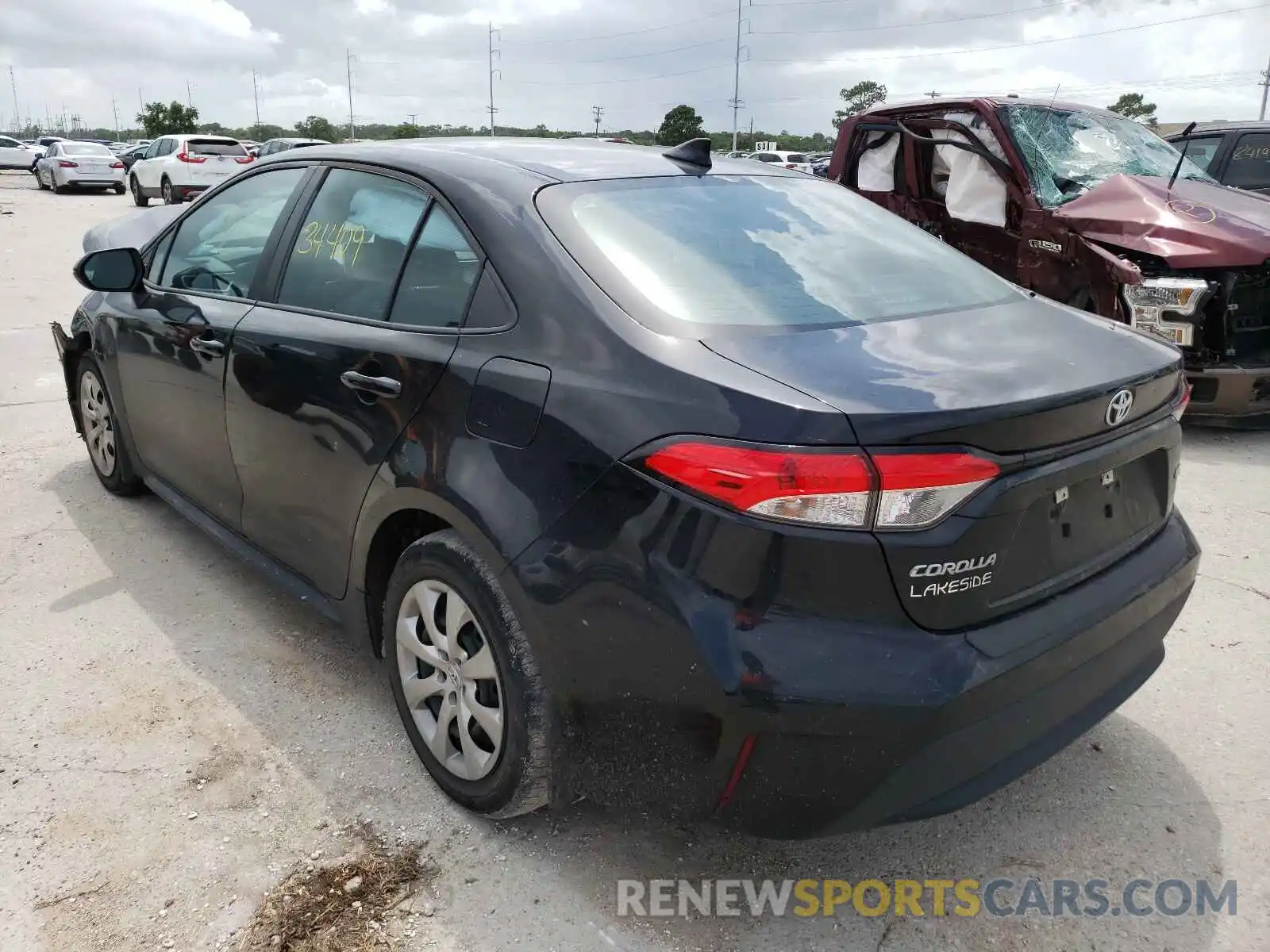 3 Photograph of a damaged car 5YFEPRAEXLP020492 TOYOTA COROLLA 2020