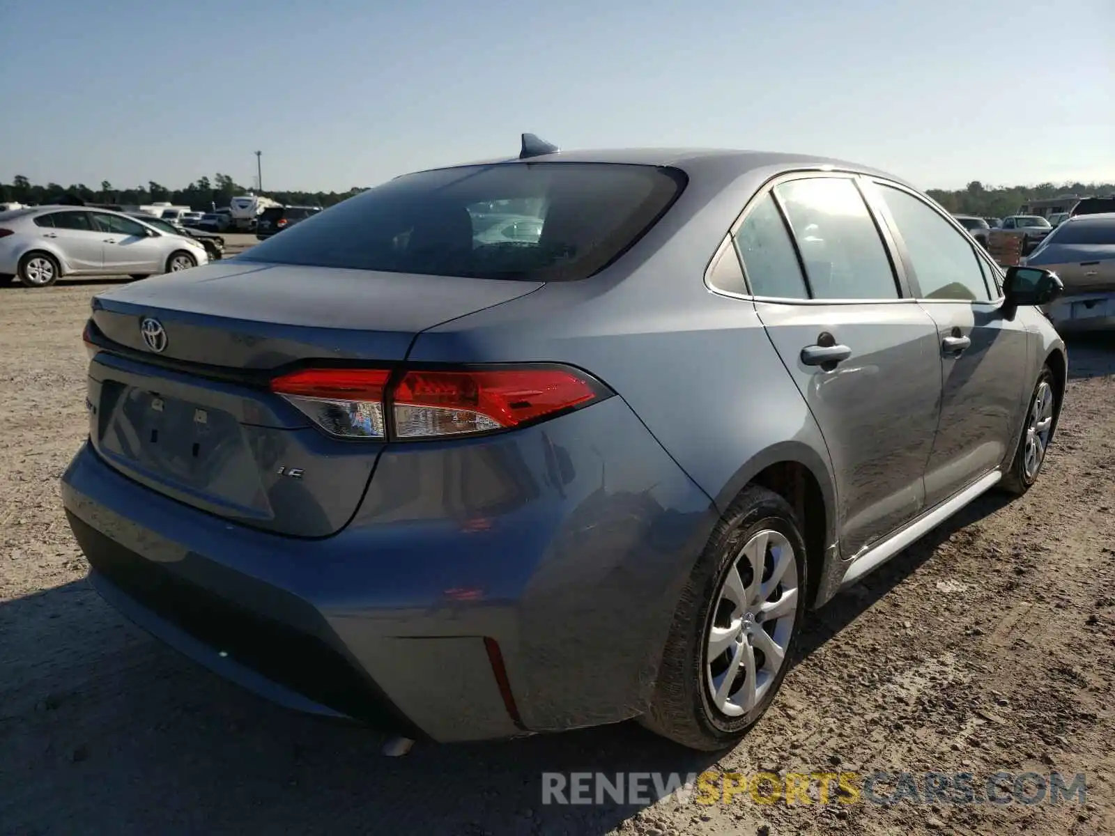 4 Photograph of a damaged car 5YFEPRAEXLP021450 TOYOTA COROLLA 2020