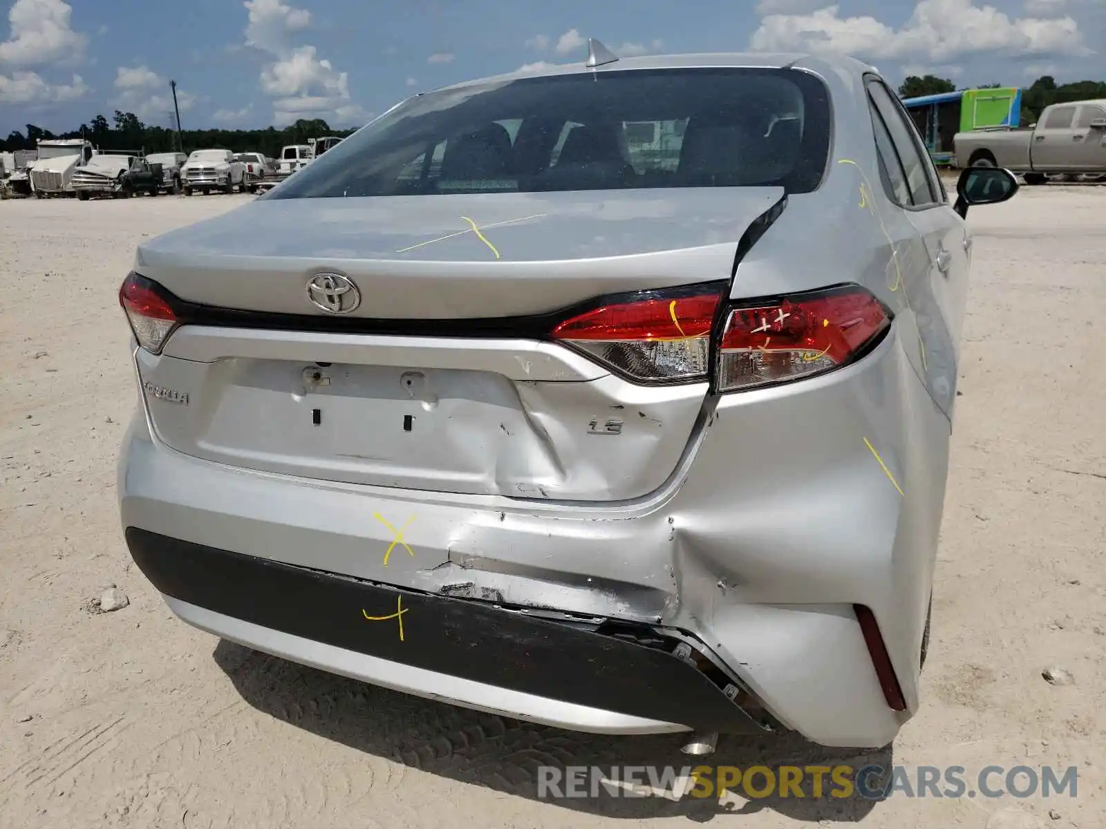 9 Photograph of a damaged car 5YFEPRAEXLP022369 TOYOTA COROLLA 2020