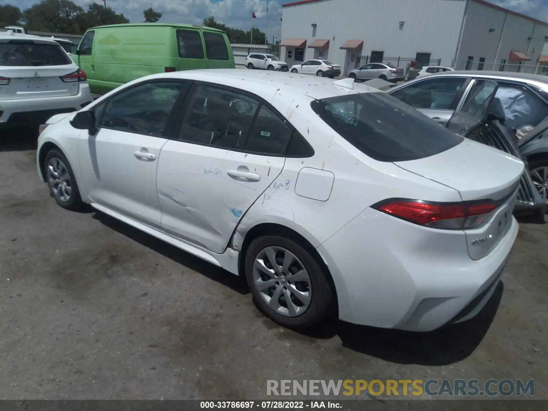 3 Photograph of a damaged car 5YFEPRAEXLP023568 TOYOTA COROLLA 2020