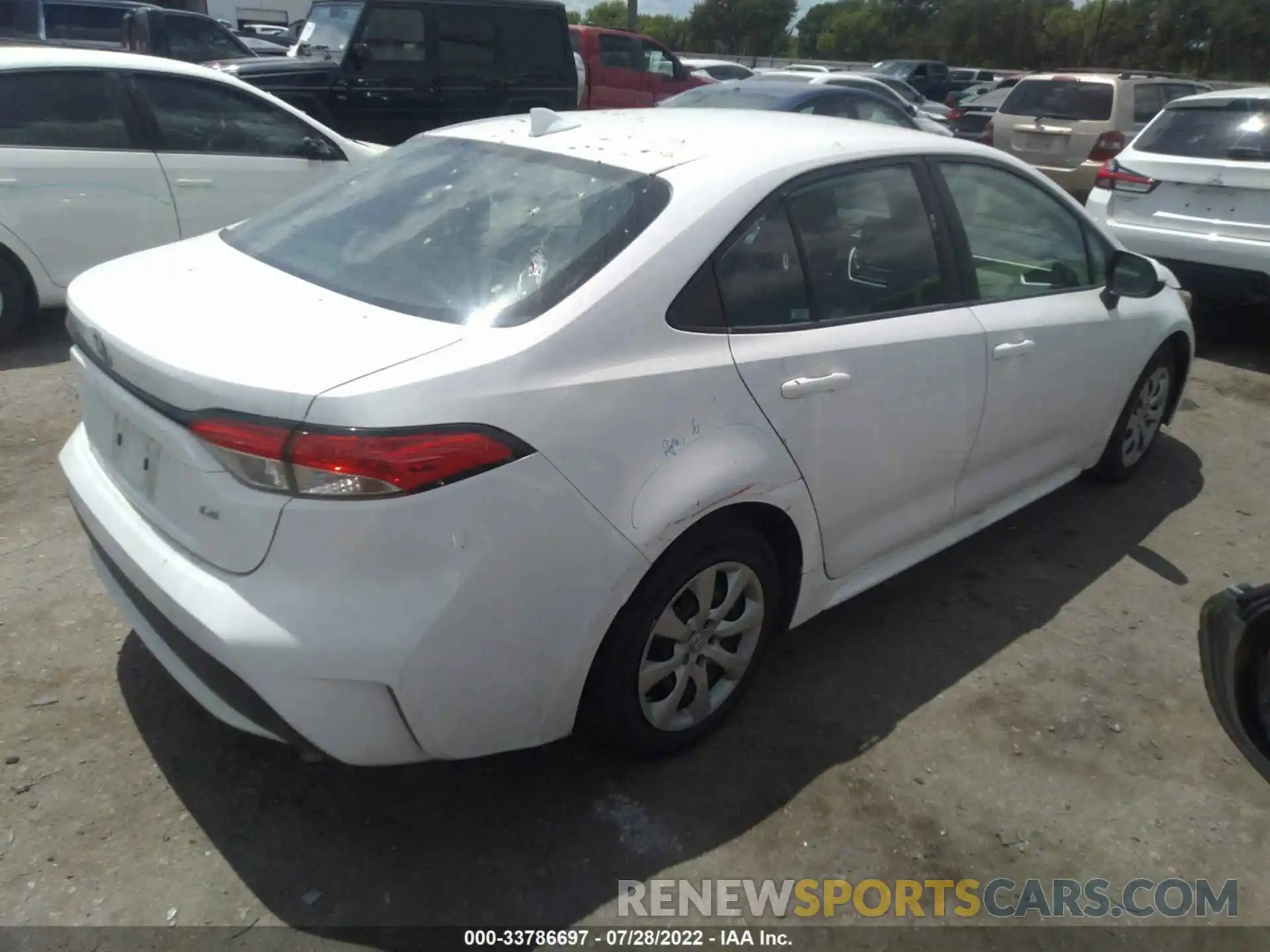 4 Photograph of a damaged car 5YFEPRAEXLP023568 TOYOTA COROLLA 2020