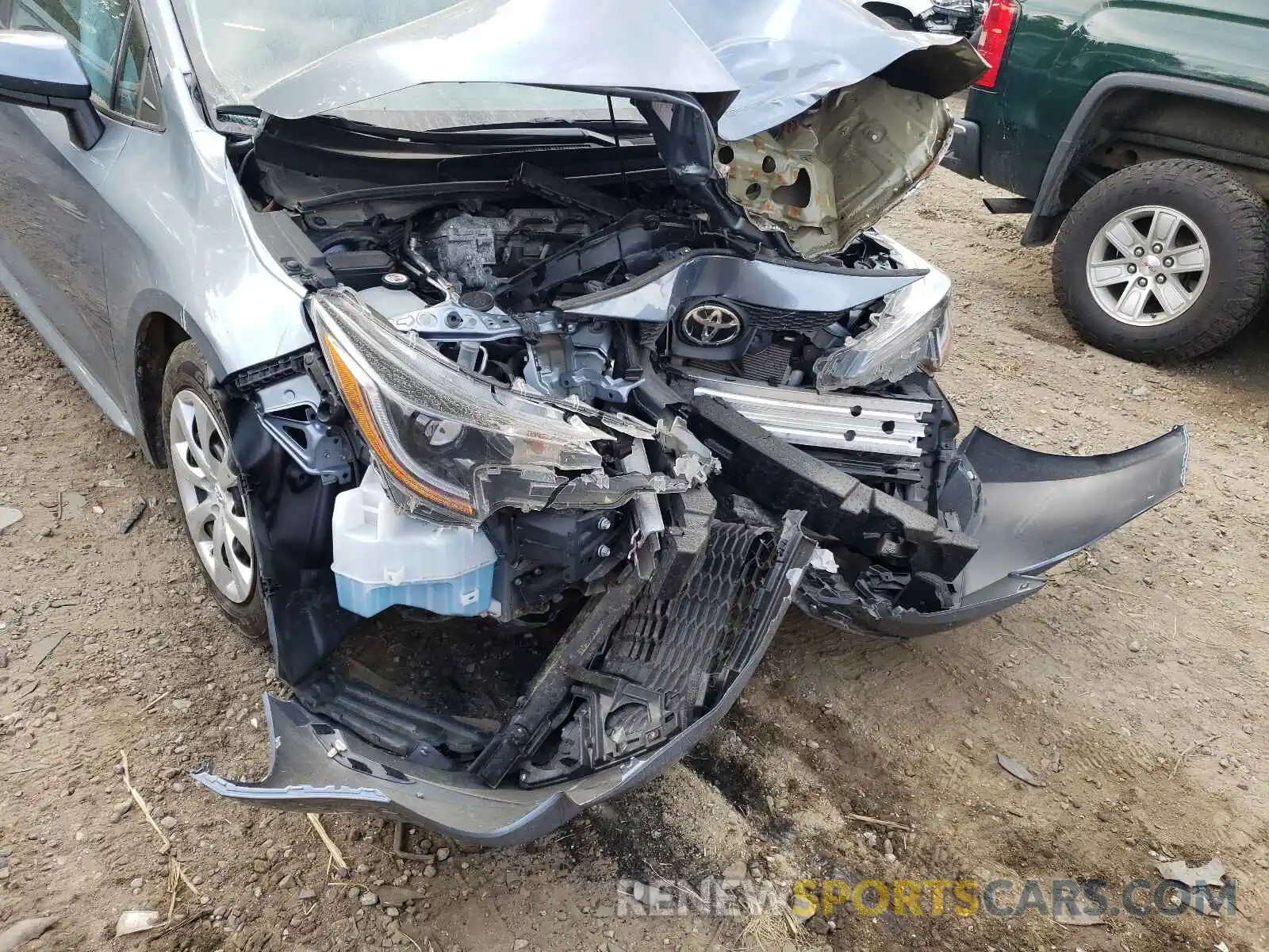 9 Photograph of a damaged car 5YFEPRAEXLP025224 TOYOTA COROLLA 2020