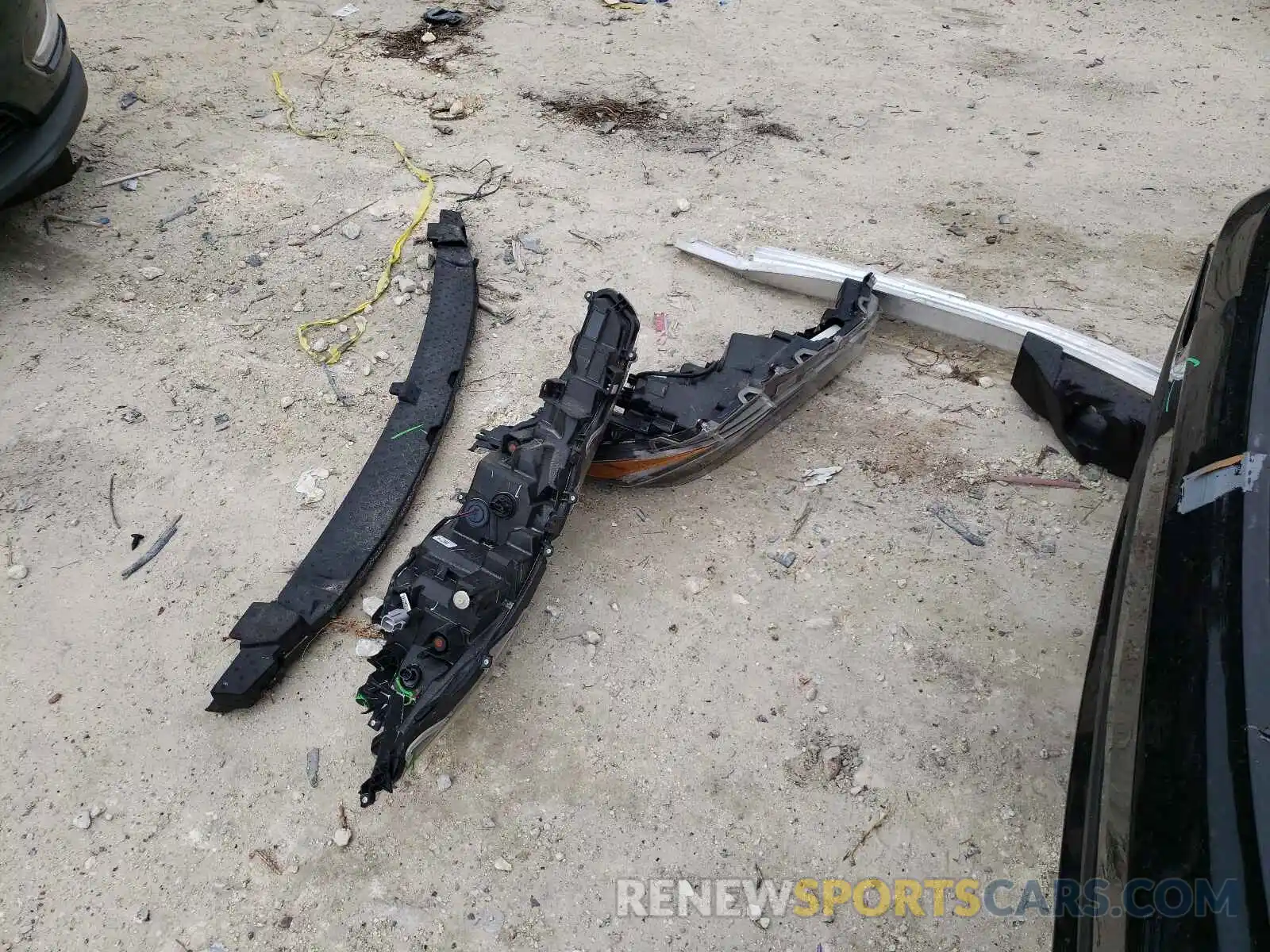 9 Photograph of a damaged car 5YFEPRAEXLP026194 TOYOTA COROLLA 2020