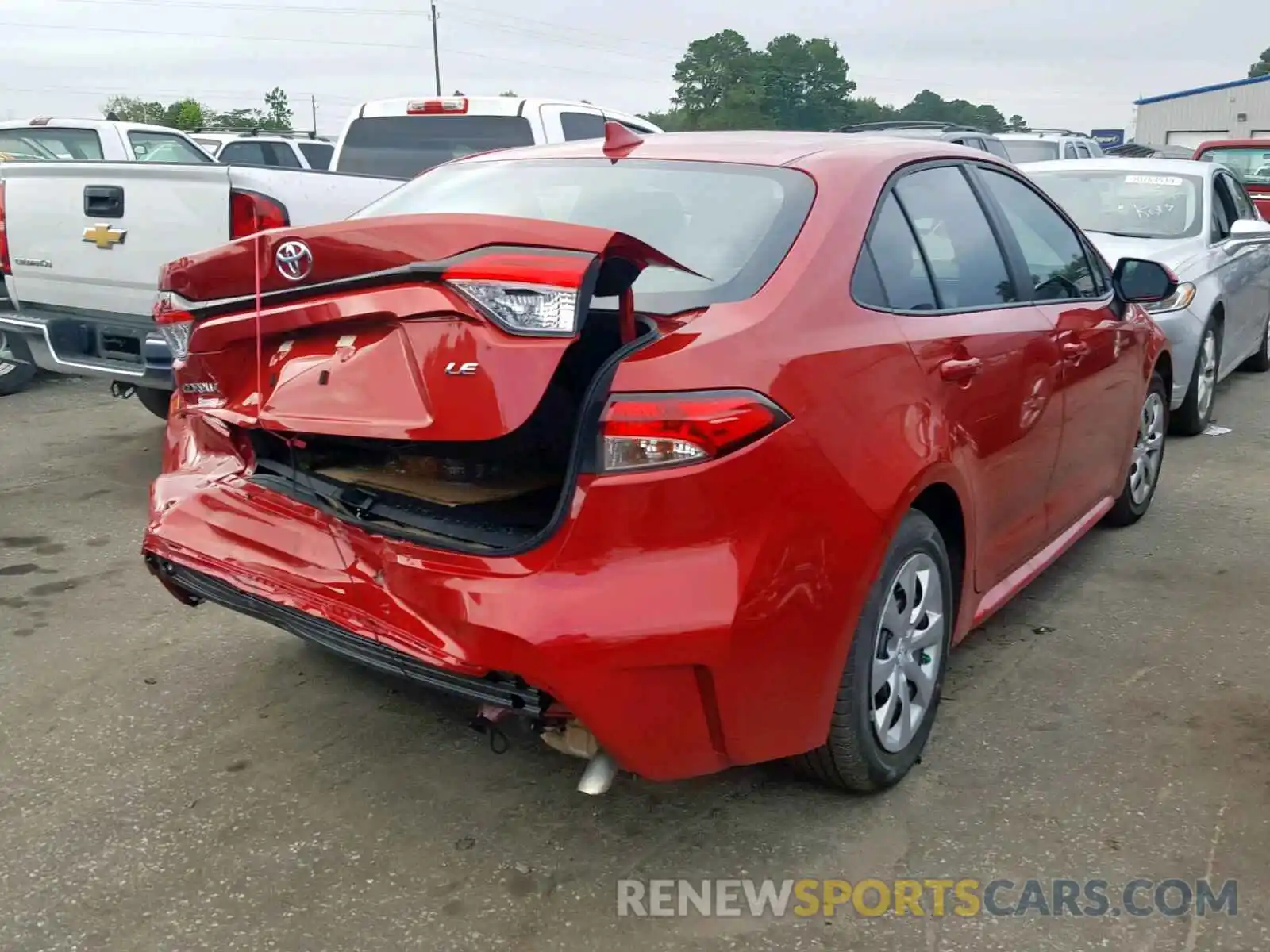 4 Photograph of a damaged car 5YFEPRAEXLP026230 TOYOTA COROLLA 2020