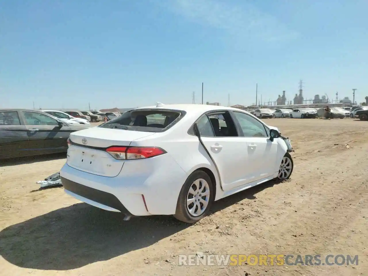 4 Photograph of a damaged car 5YFEPRAEXLP027328 TOYOTA COROLLA 2020