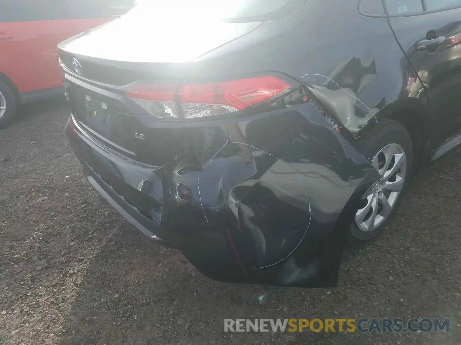 9 Photograph of a damaged car 5YFEPRAEXLP028981 TOYOTA COROLLA 2020