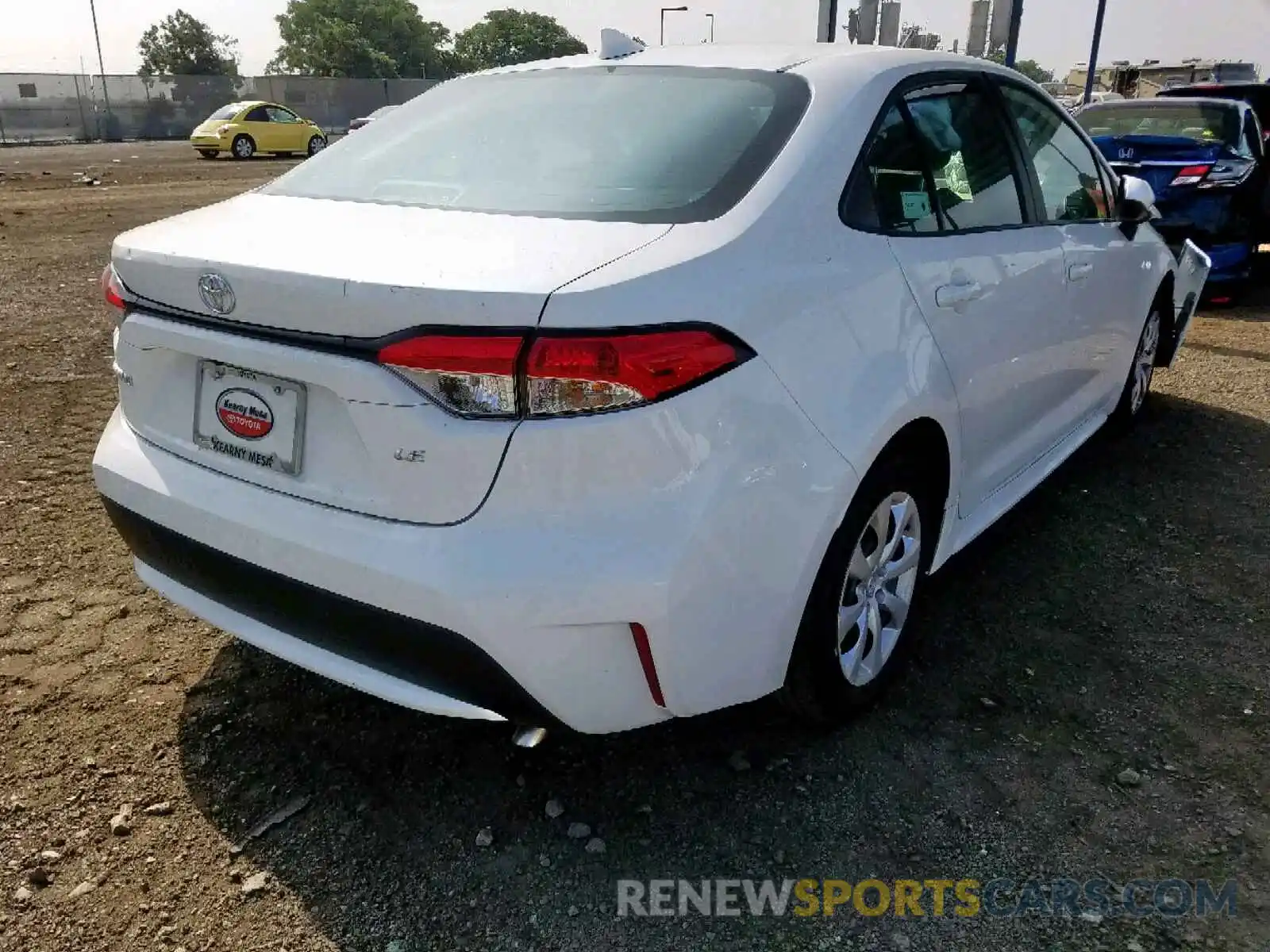 4 Photograph of a damaged car 5YFEPRAEXLP029791 TOYOTA COROLLA 2020