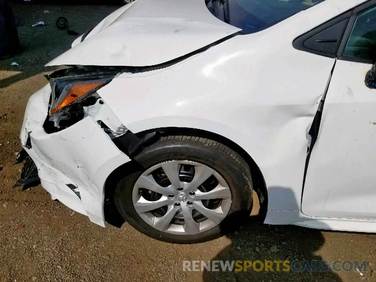 9 Photograph of a damaged car 5YFEPRAEXLP029791 TOYOTA COROLLA 2020