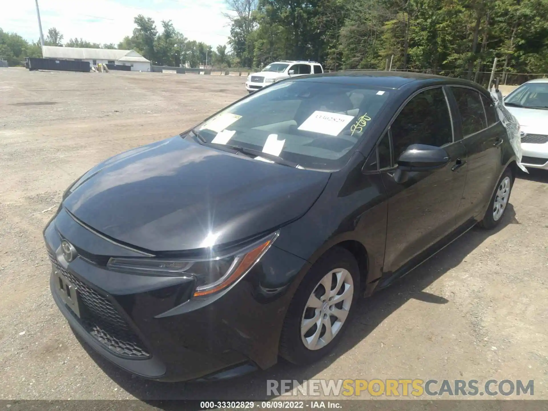 2 Photograph of a damaged car 5YFEPRAEXLP030441 TOYOTA COROLLA 2020