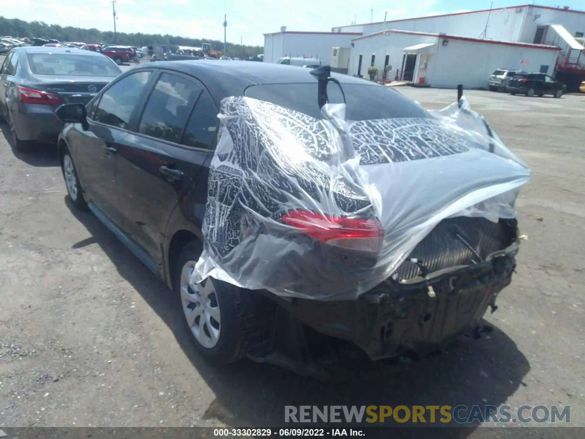 3 Photograph of a damaged car 5YFEPRAEXLP030441 TOYOTA COROLLA 2020