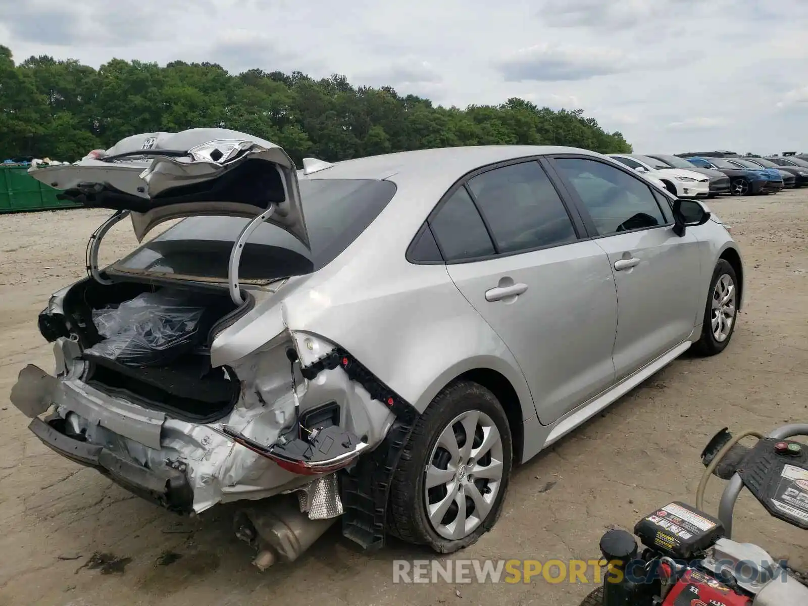 4 Photograph of a damaged car 5YFEPRAEXLP031394 TOYOTA COROLLA 2020