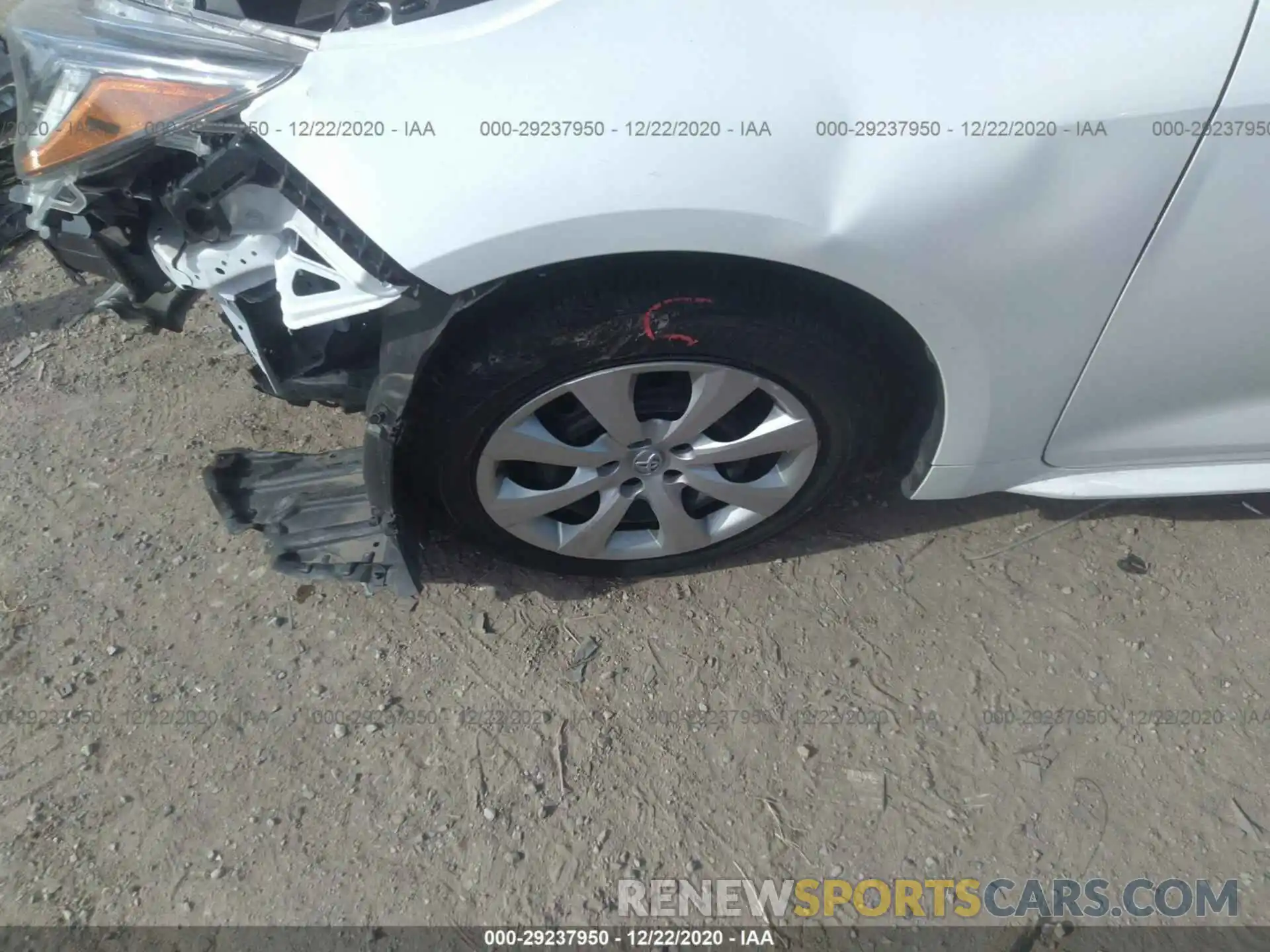 13 Photograph of a damaged car 5YFEPRAEXLP031525 TOYOTA COROLLA 2020