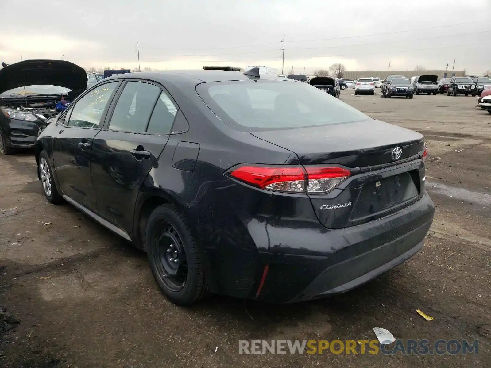 3 Photograph of a damaged car 5YFEPRAEXLP032822 TOYOTA COROLLA 2020