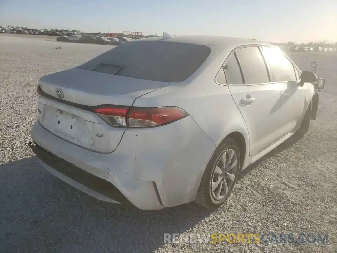 4 Photograph of a damaged car 5YFEPRAEXLP034196 TOYOTA COROLLA 2020