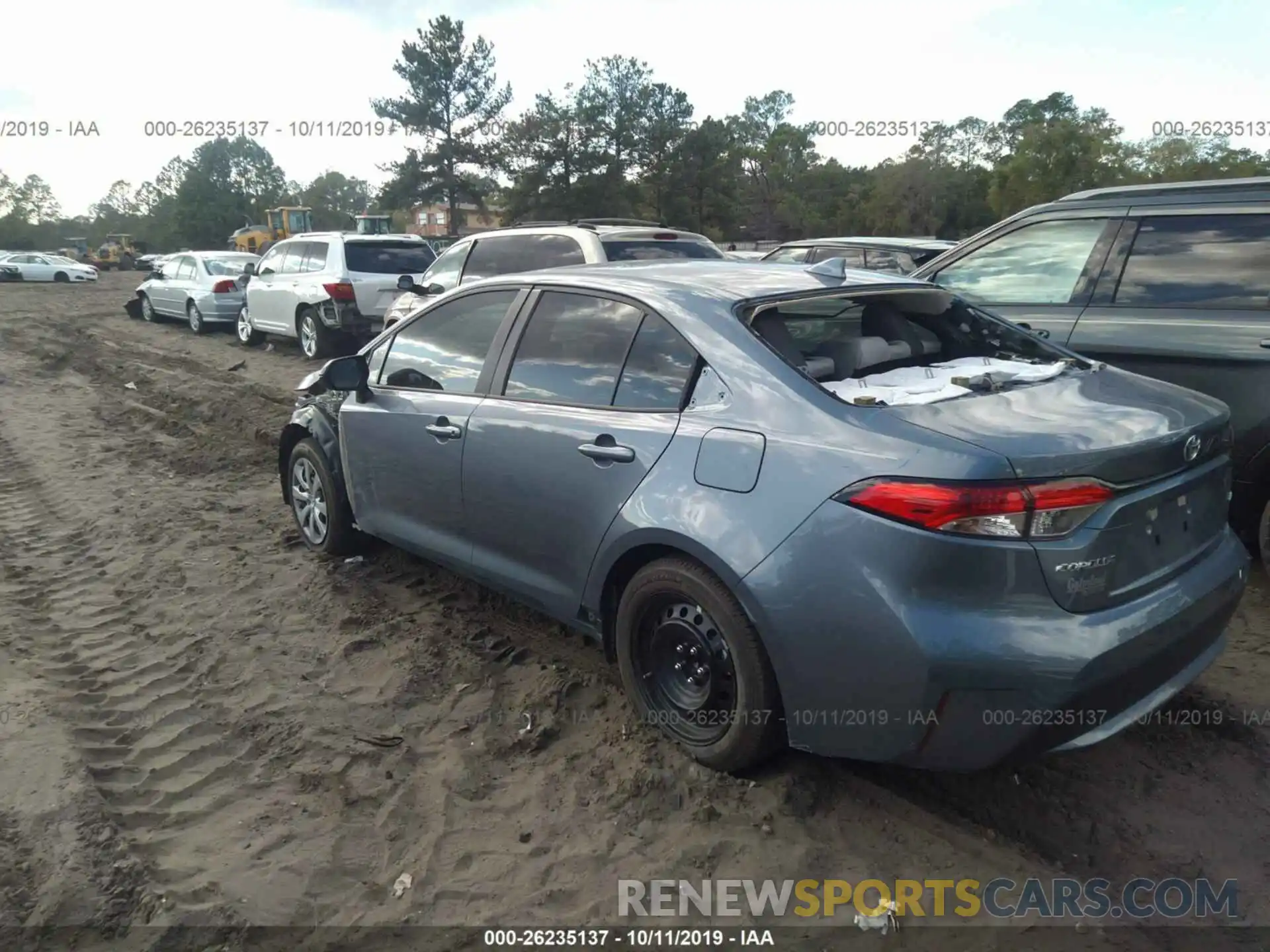 3 Photograph of a damaged car 5YFEPRAEXLP035719 TOYOTA COROLLA 2020