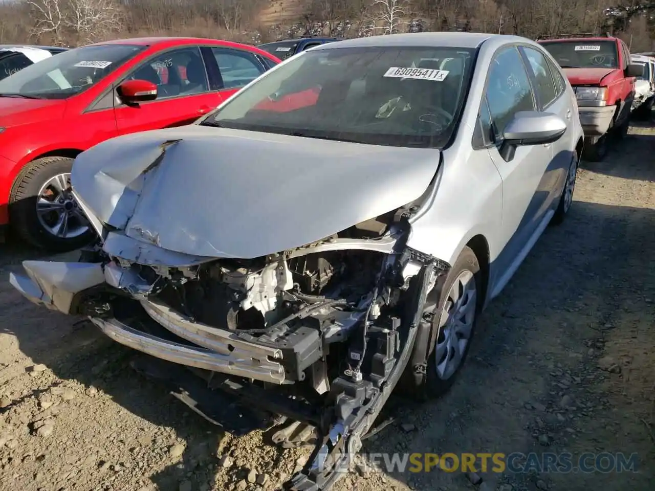 2 Photograph of a damaged car 5YFEPRAEXLP035820 TOYOTA COROLLA 2020