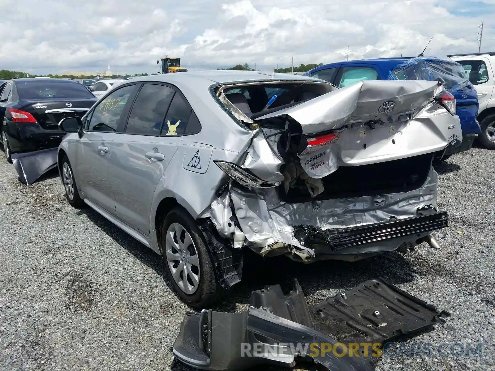 3 Photograph of a damaged car 5YFEPRAEXLP035929 TOYOTA COROLLA 2020