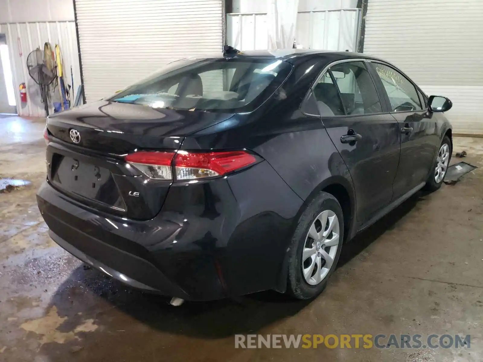 4 Photograph of a damaged car 5YFEPRAEXLP036336 TOYOTA COROLLA 2020