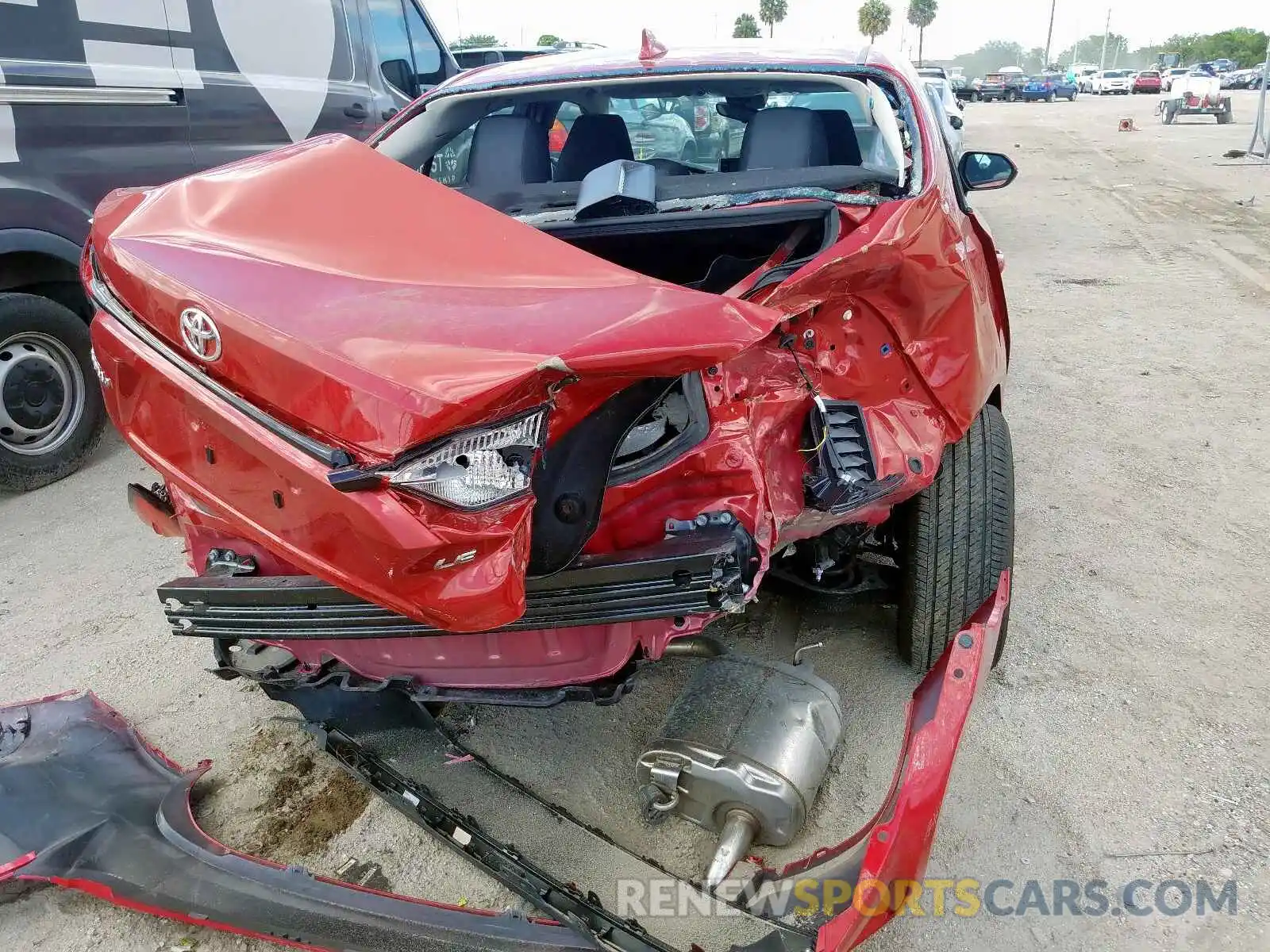 9 Photograph of a damaged car 5YFEPRAEXLP036997 TOYOTA COROLLA 2020