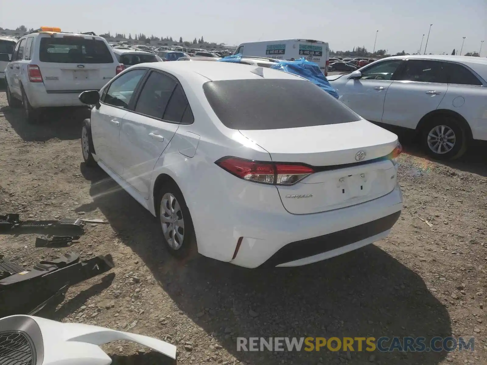 3 Photograph of a damaged car 5YFEPRAEXLP037535 TOYOTA COROLLA 2020