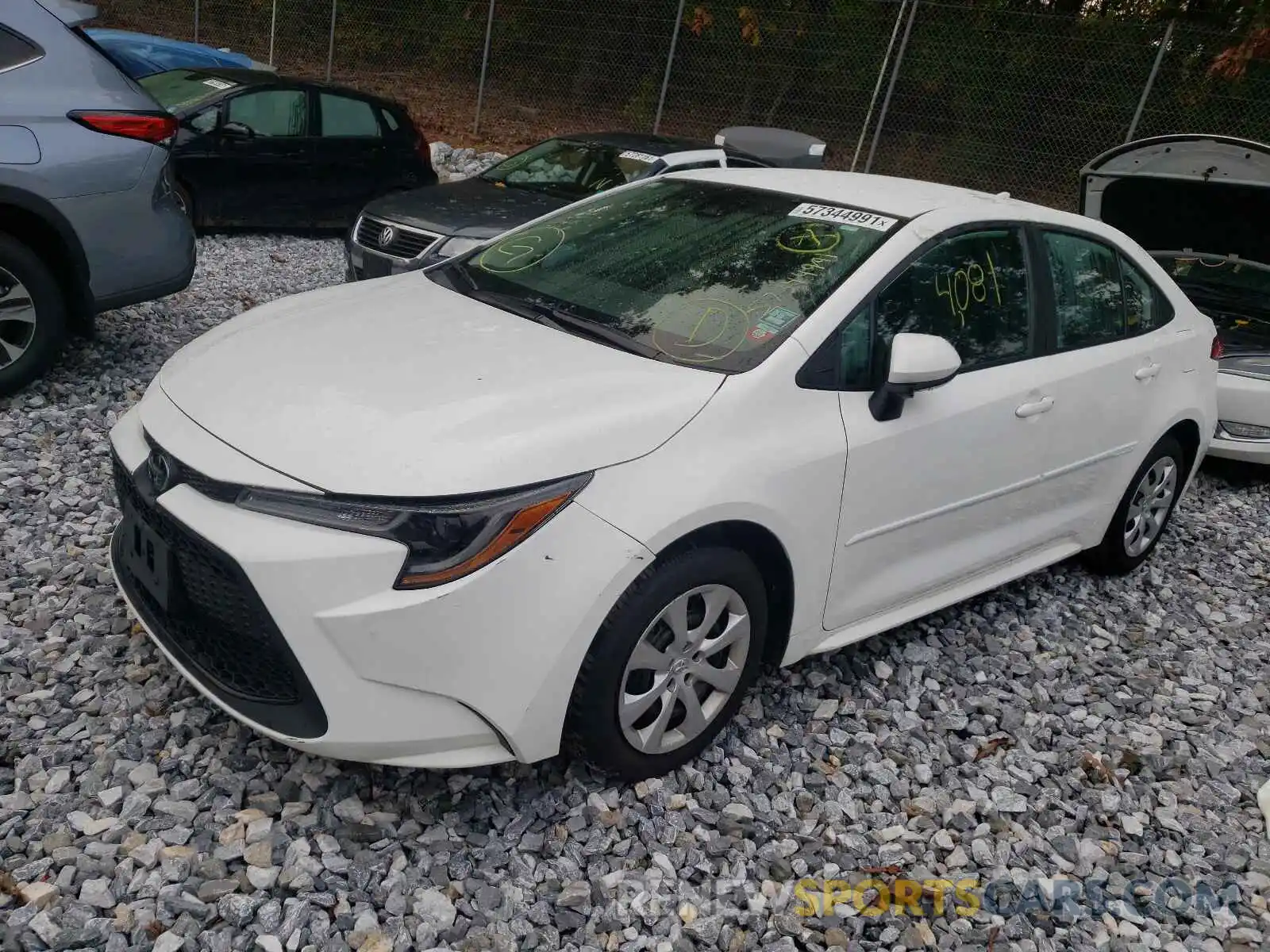 2 Photograph of a damaged car 5YFEPRAEXLP041326 TOYOTA COROLLA 2020