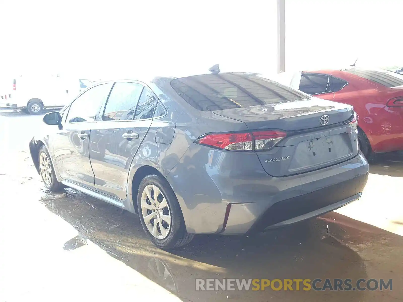 3 Photograph of a damaged car 5YFEPRAEXLP045036 TOYOTA COROLLA 2020