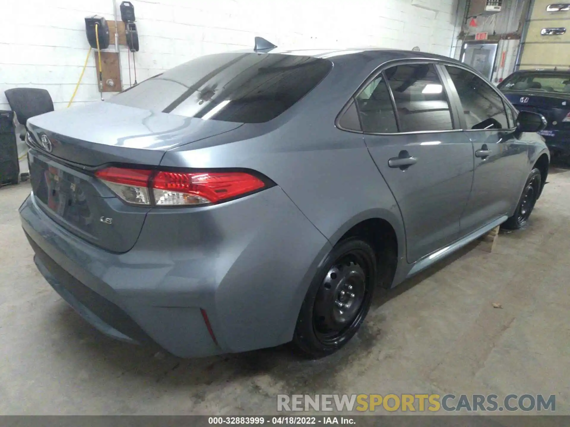 4 Photograph of a damaged car 5YFEPRAEXLP045621 TOYOTA COROLLA 2020