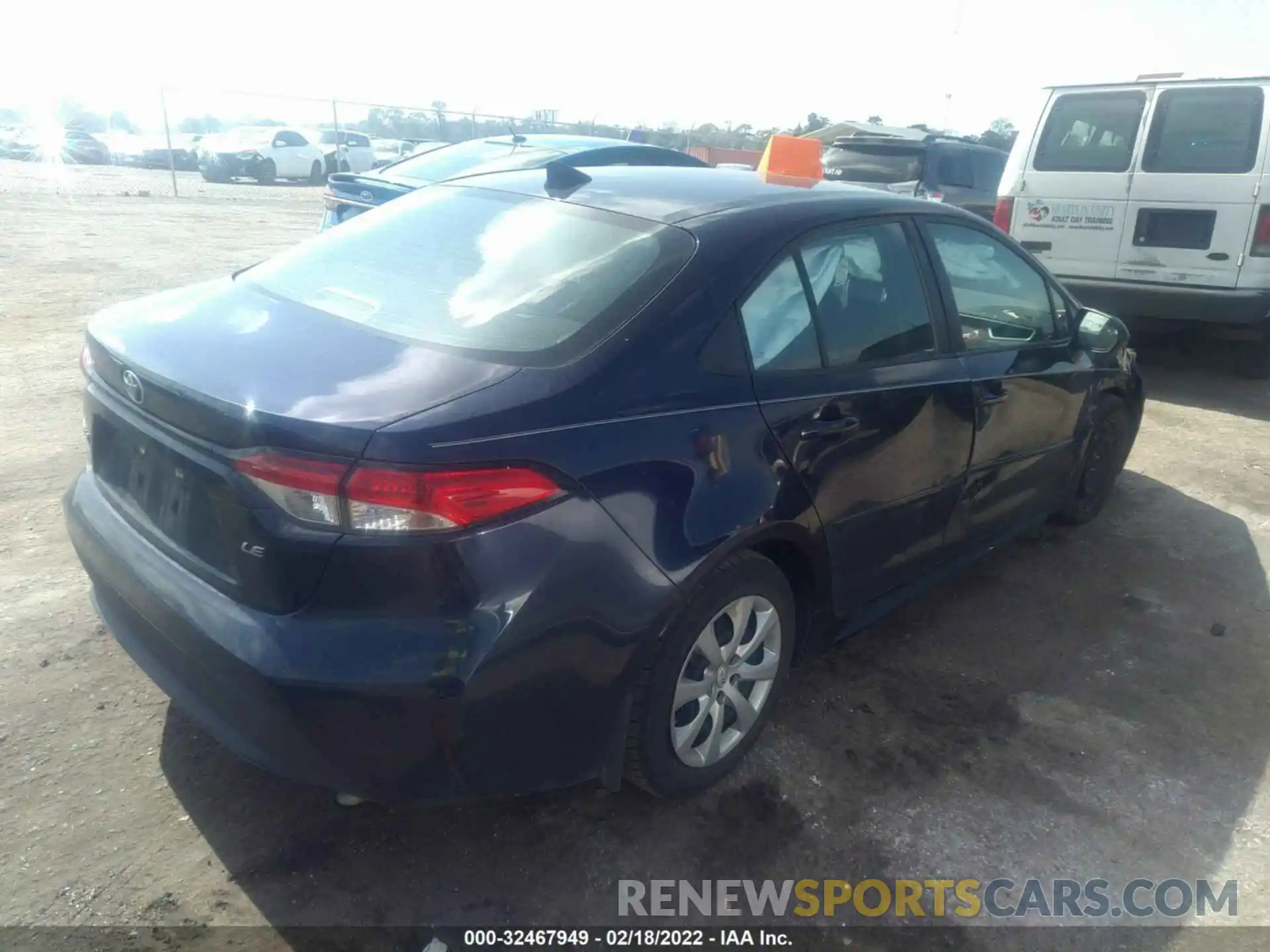 4 Photograph of a damaged car 5YFEPRAEXLP047093 TOYOTA COROLLA 2020