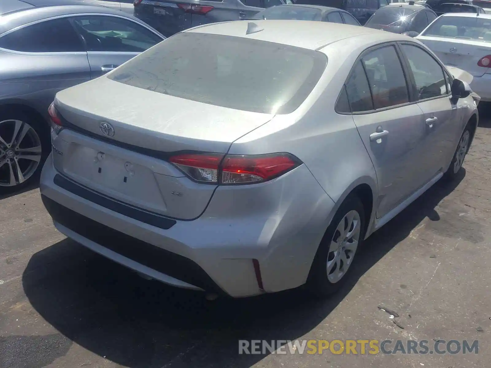 4 Photograph of a damaged car 5YFEPRAEXLP048941 TOYOTA COROLLA 2020