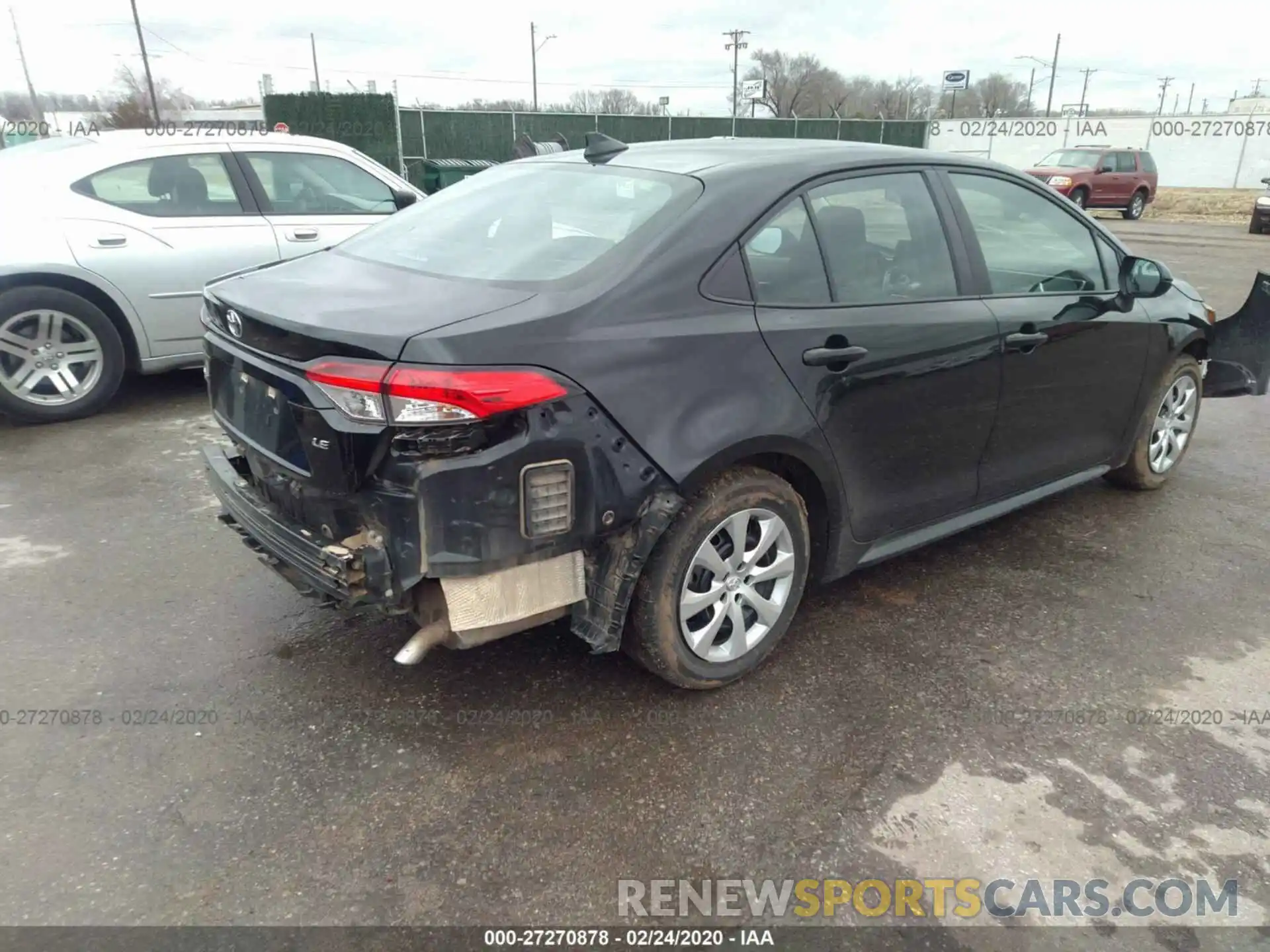 4 Photograph of a damaged car 5YFEPRAEXLP050219 TOYOTA COROLLA 2020