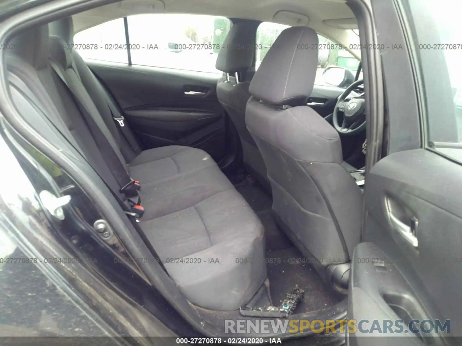 8 Photograph of a damaged car 5YFEPRAEXLP050219 TOYOTA COROLLA 2020