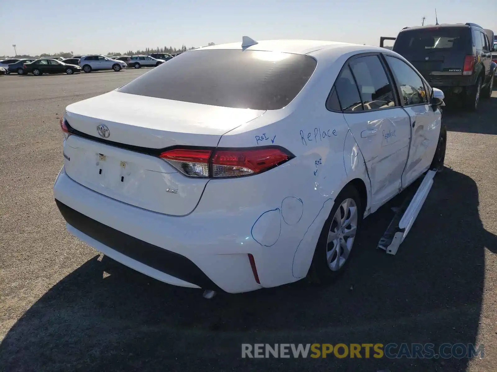 4 Photograph of a damaged car 5YFEPRAEXLP054979 TOYOTA COROLLA 2020