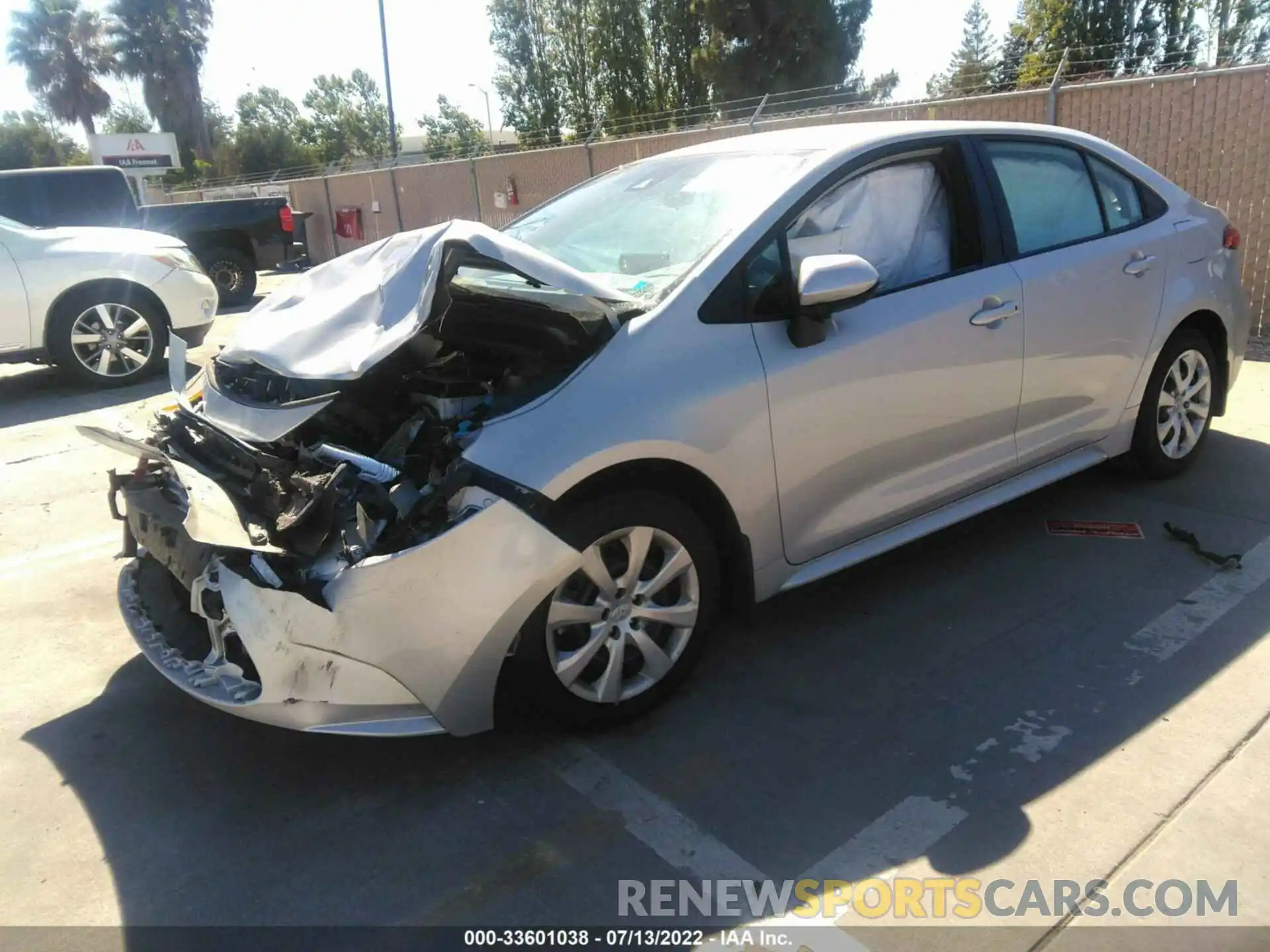 2 Photograph of a damaged car 5YFEPRAEXLP058823 TOYOTA COROLLA 2020