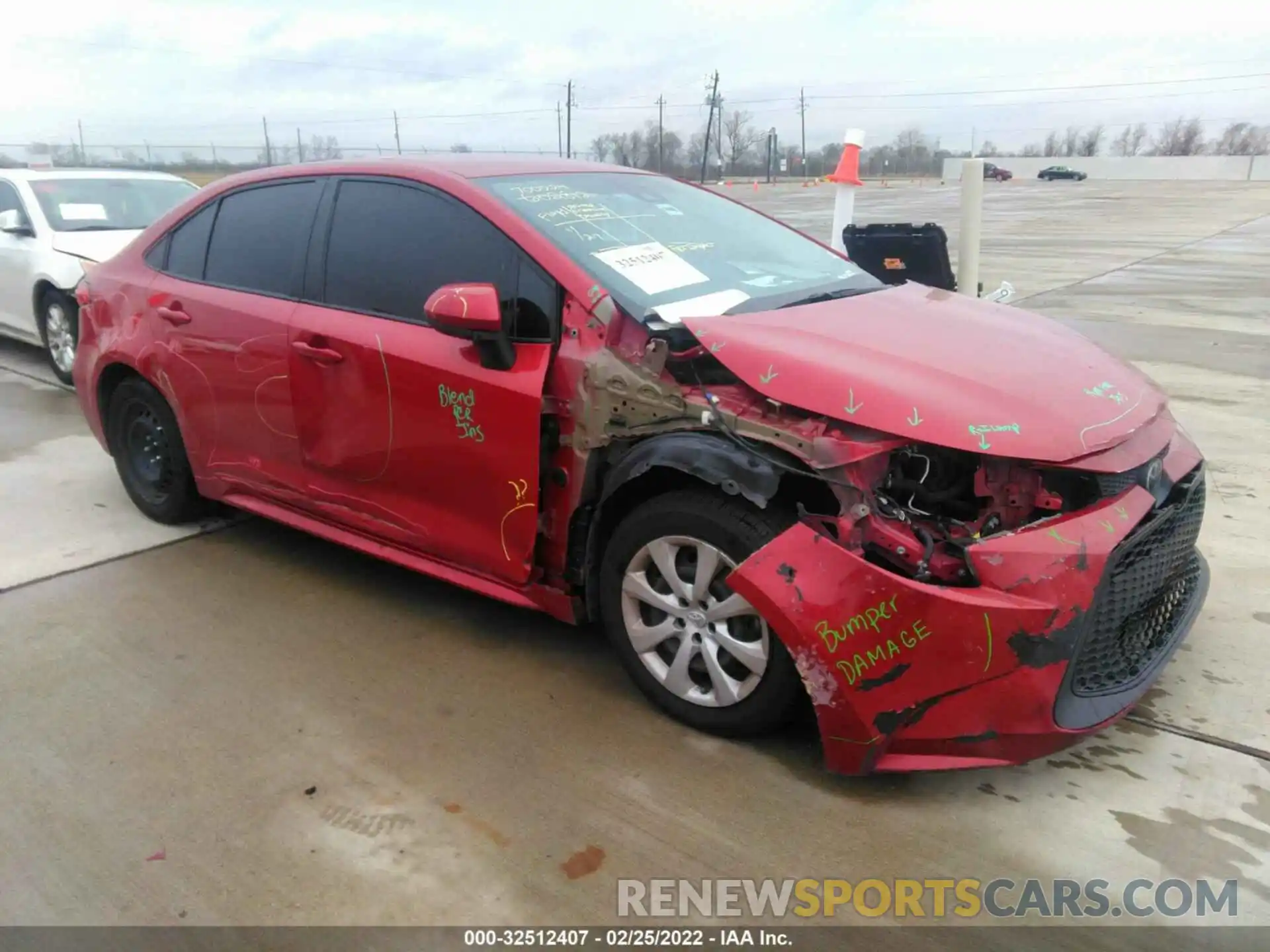 1 Photograph of a damaged car 5YFEPRAEXLP060362 TOYOTA COROLLA 2020