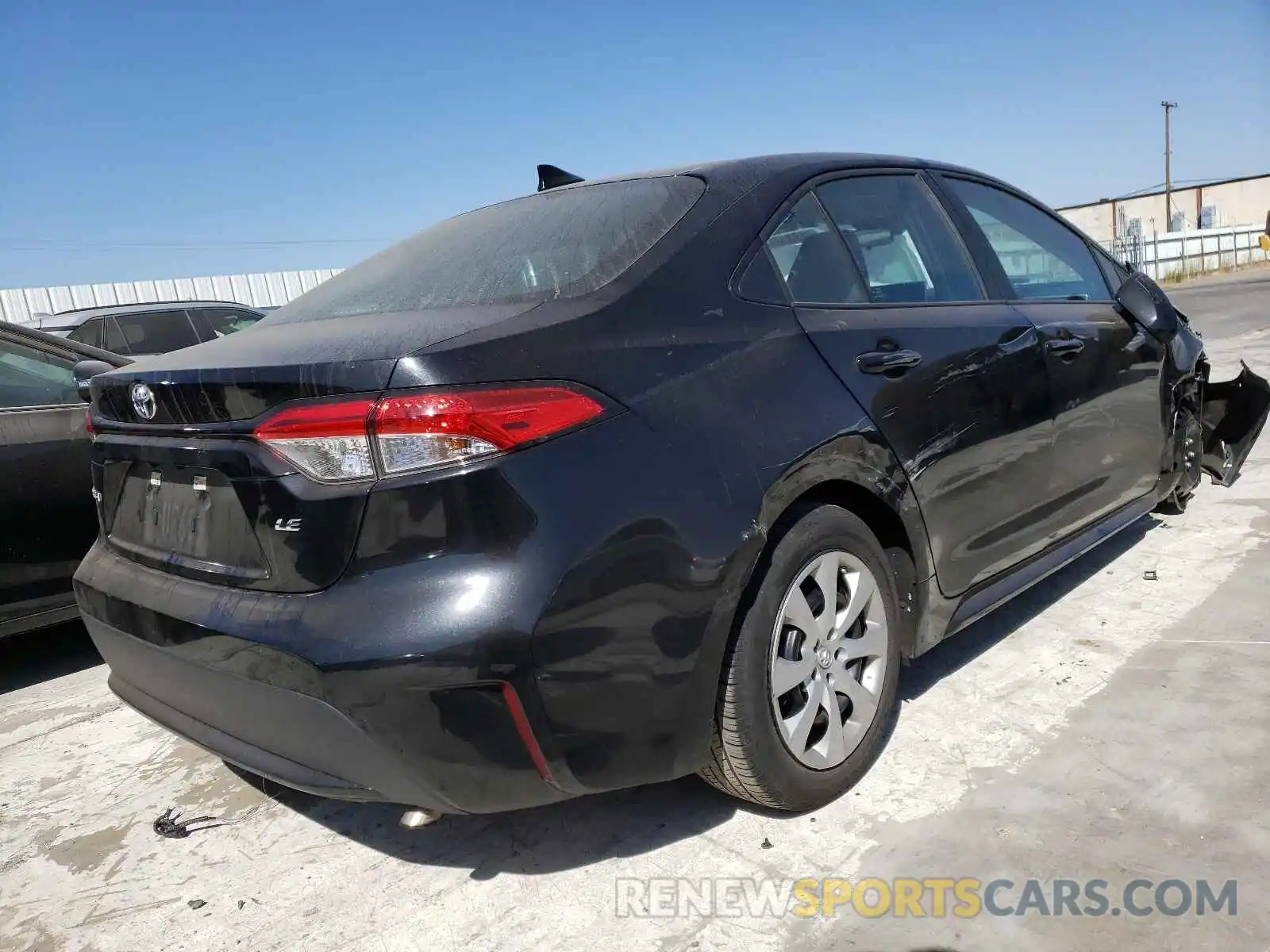 4 Photograph of a damaged car 5YFEPRAEXLP062306 TOYOTA COROLLA 2020