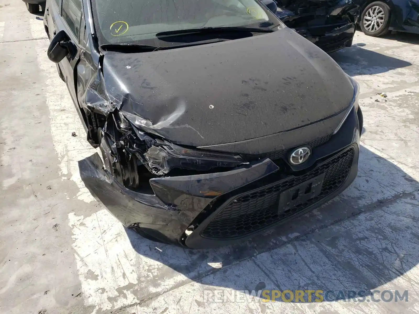 9 Photograph of a damaged car 5YFEPRAEXLP062306 TOYOTA COROLLA 2020