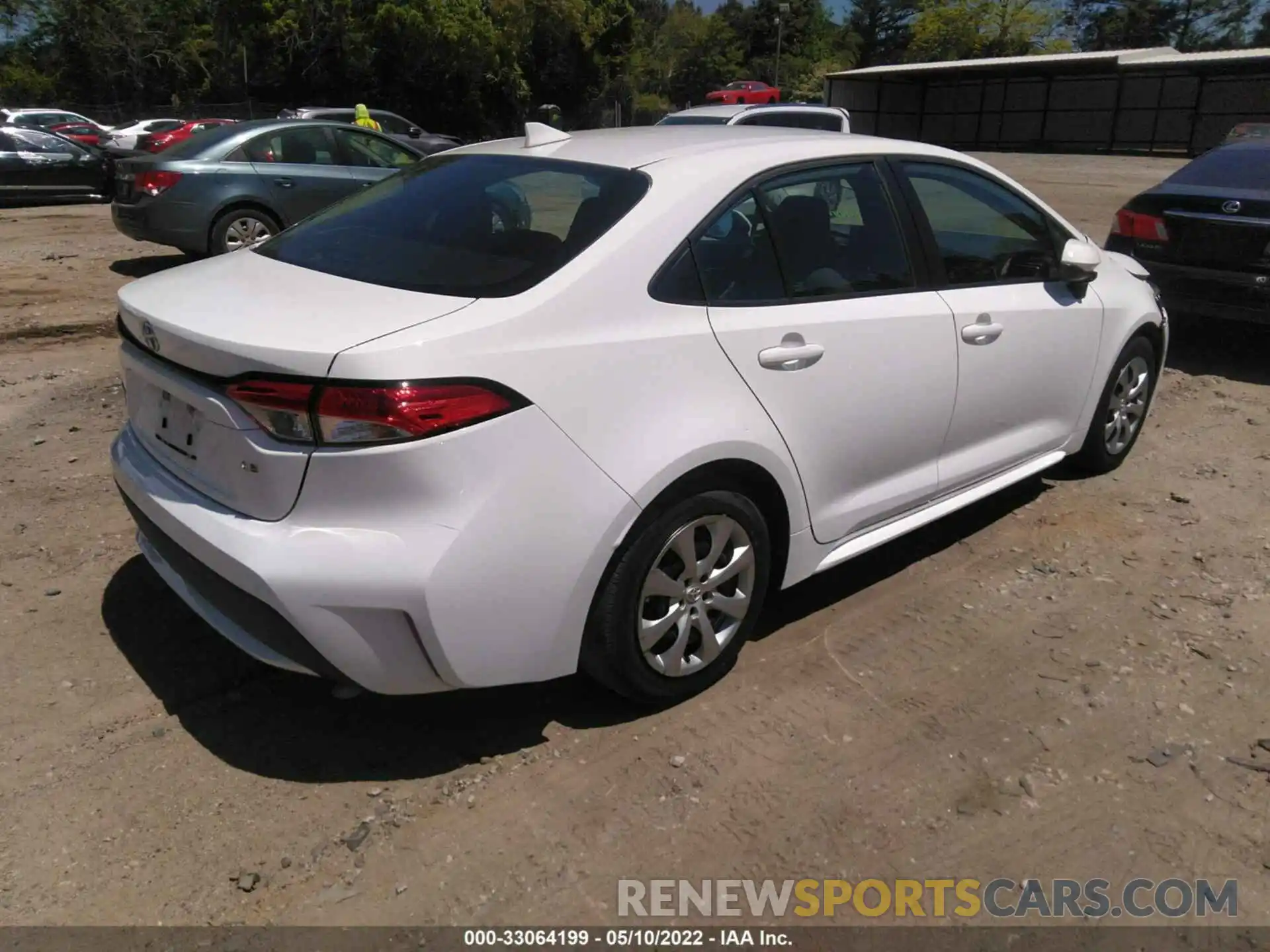 4 Photograph of a damaged car 5YFEPRAEXLP063262 TOYOTA COROLLA 2020