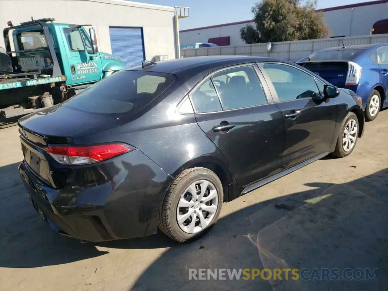 4 Photograph of a damaged car 5YFEPRAEXLP065271 TOYOTA COROLLA 2020