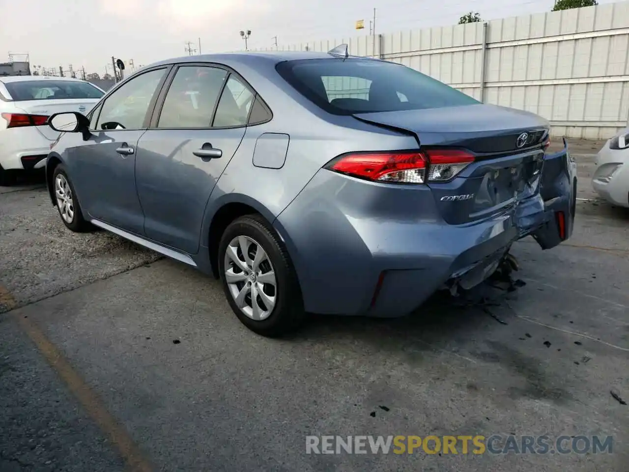 3 Photograph of a damaged car 5YFEPRAEXLP066324 TOYOTA COROLLA 2020