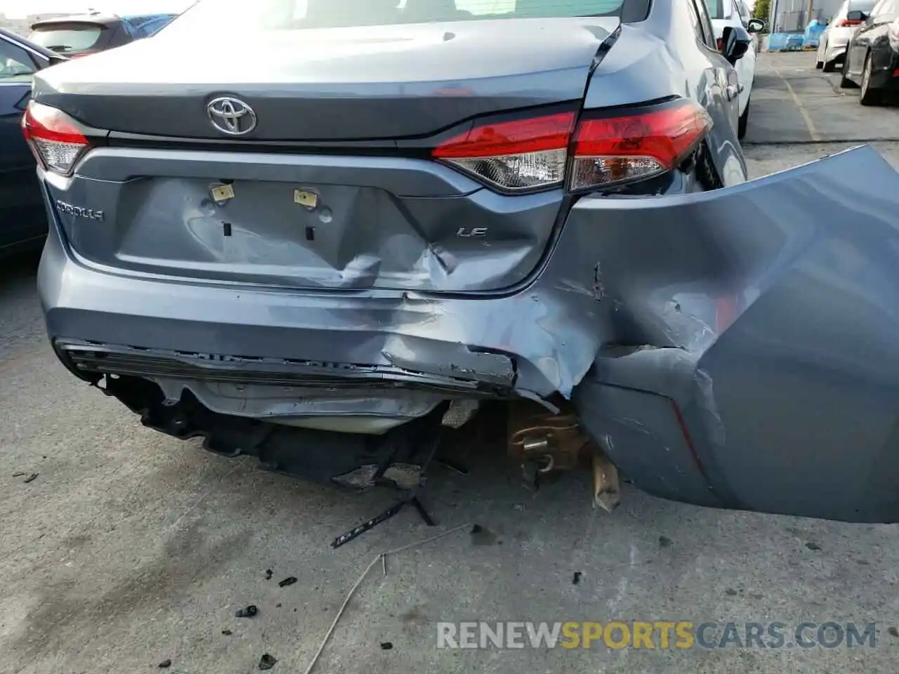 9 Photograph of a damaged car 5YFEPRAEXLP066324 TOYOTA COROLLA 2020