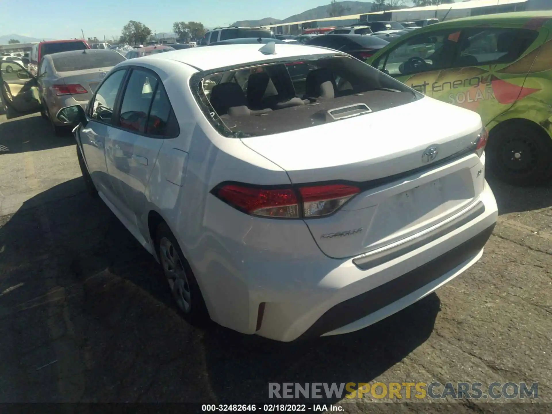 3 Photograph of a damaged car 5YFEPRAEXLP066985 TOYOTA COROLLA 2020