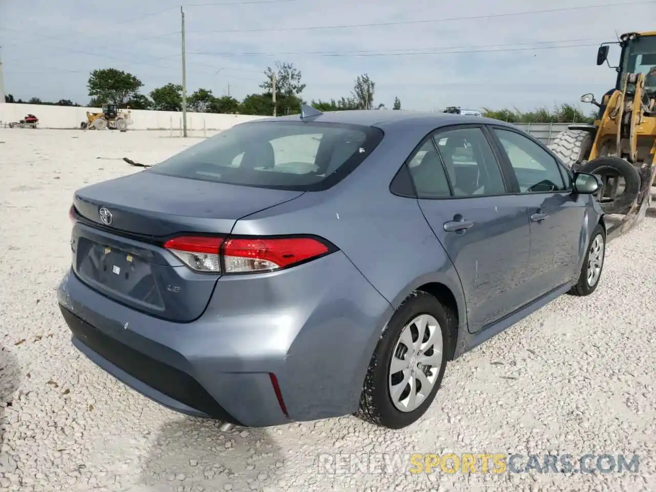 4 Photograph of a damaged car 5YFEPRAEXLP067036 TOYOTA COROLLA 2020