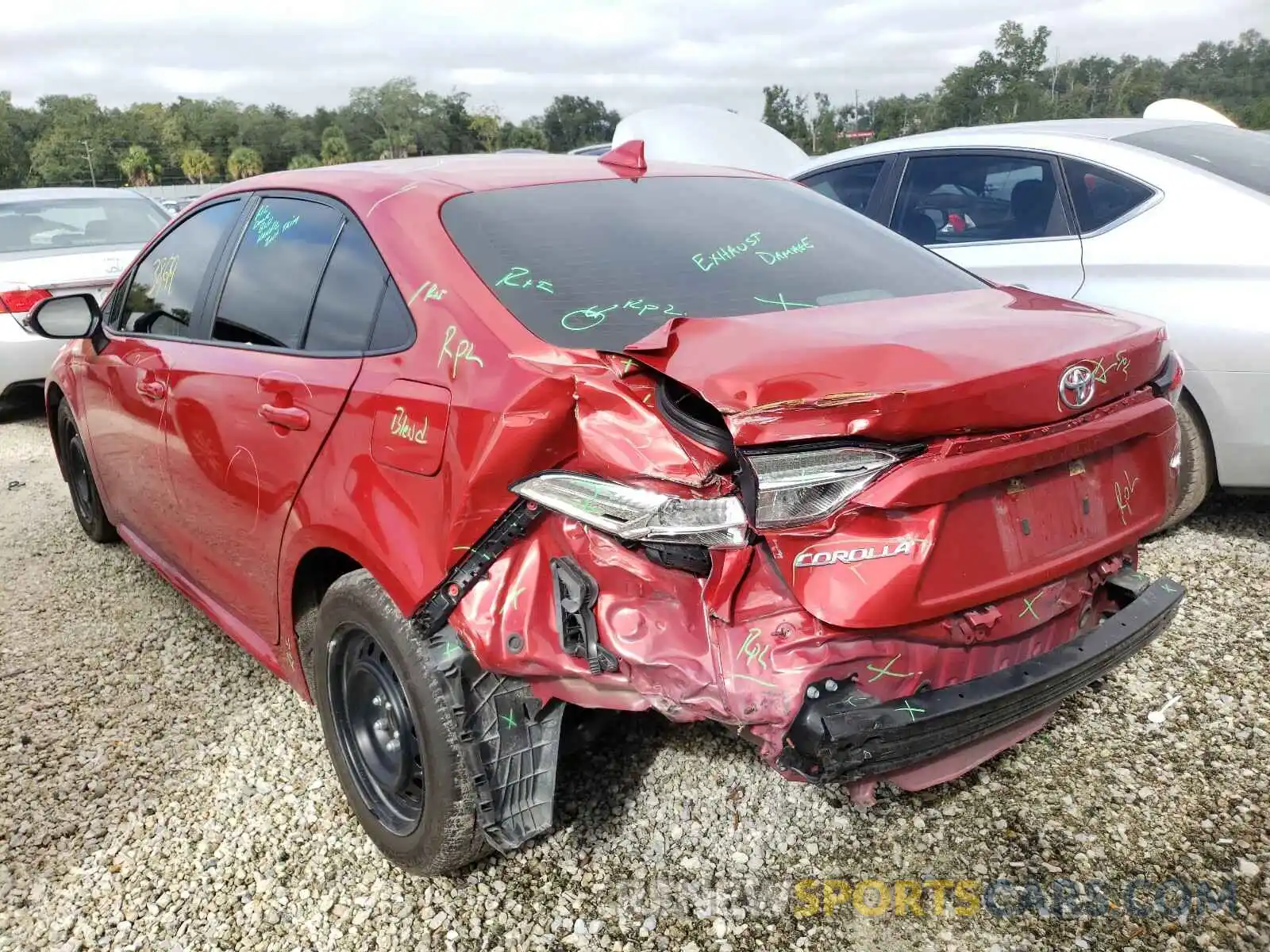 3 Фотография поврежденного автомобиля 5YFEPRAEXLP068154 TOYOTA COROLLA 2020