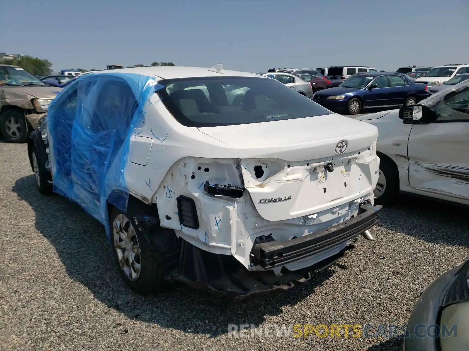 3 Photograph of a damaged car 5YFEPRAEXLP070258 TOYOTA COROLLA 2020